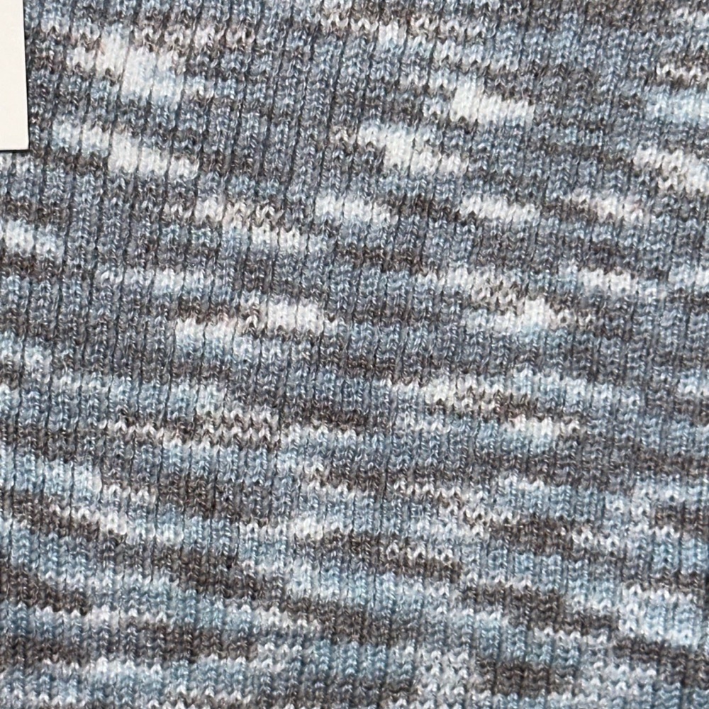 Crescent Jemmie Twist Front Sweater Top - Picture 8 of 11